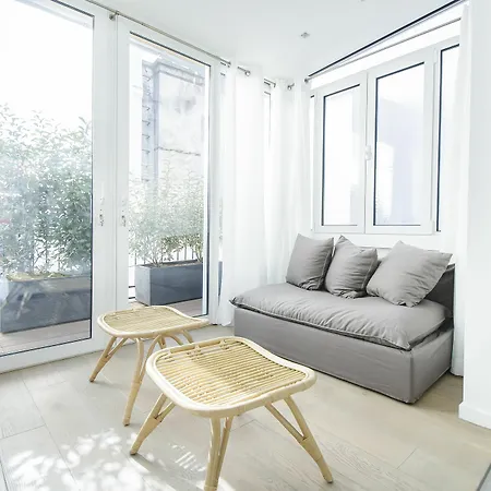 Luxury In Opera - The Louvre Apartment