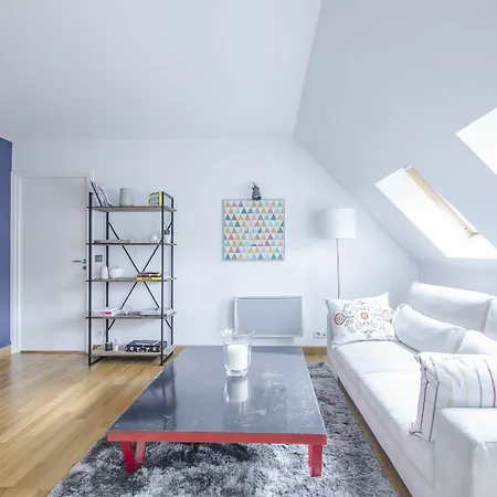 Luxury In Opera - The Louvre Apartment